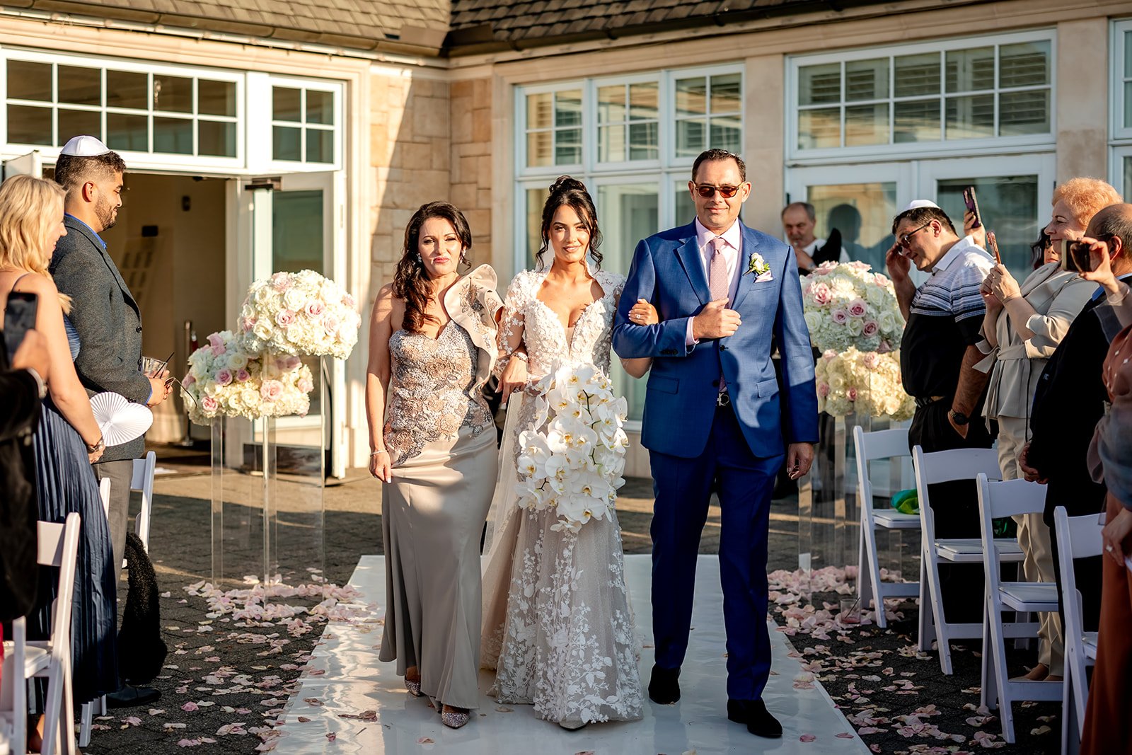 Bellevue-Seattle Wedding Videographer filming at New Castle Golf Club