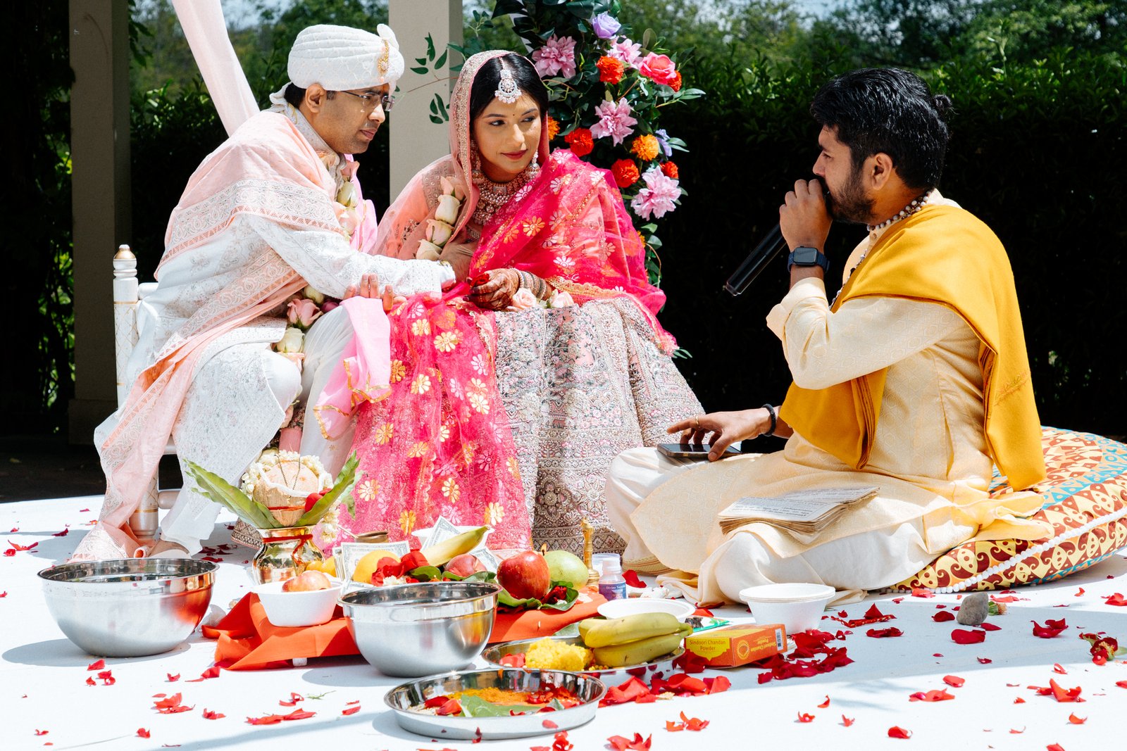 RAW Wedding footage vs Wedding film