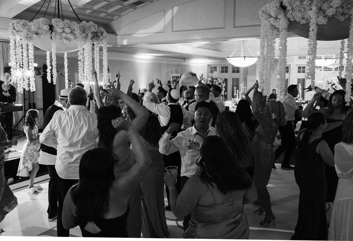 wedding videography and photography cost in Seattle 2026 ceremony coverage